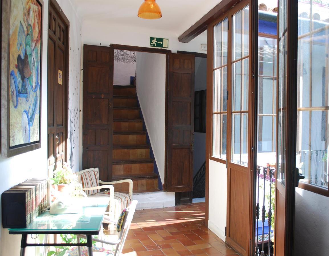 Backpacker Al-Katre Bed & Breakfast Kordoba Bagian luar foto