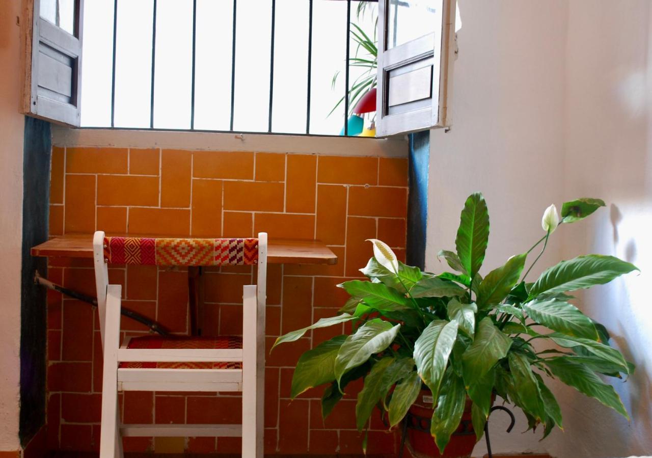 Backpacker Al-Katre Bed & Breakfast Kordoba Bagian luar foto