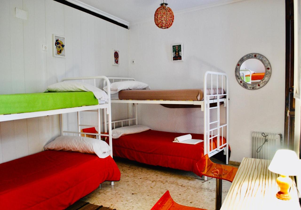 Backpacker Al-Katre Bed & Breakfast Kordoba Bagian luar foto
