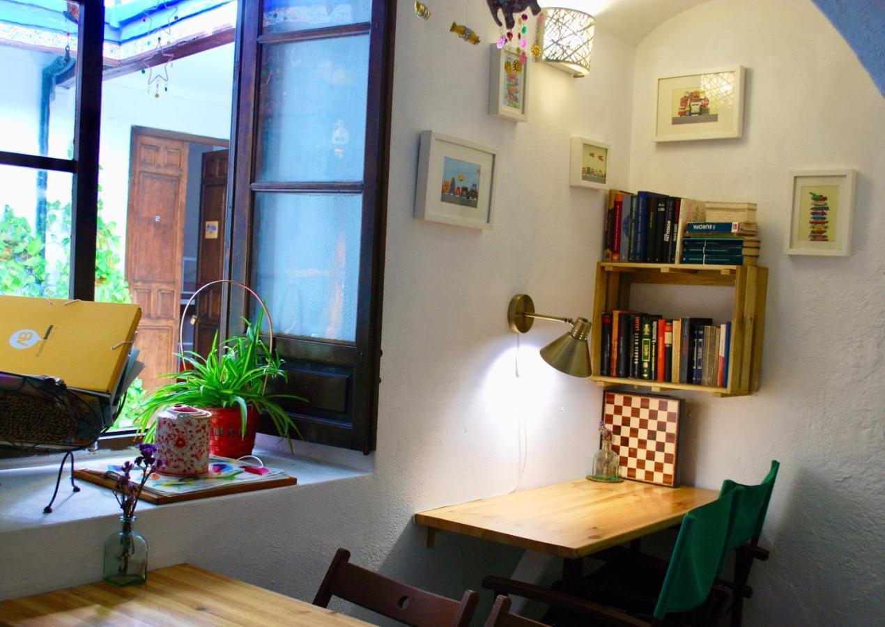 Backpacker Al-Katre Bed & Breakfast Kordoba Bagian luar foto